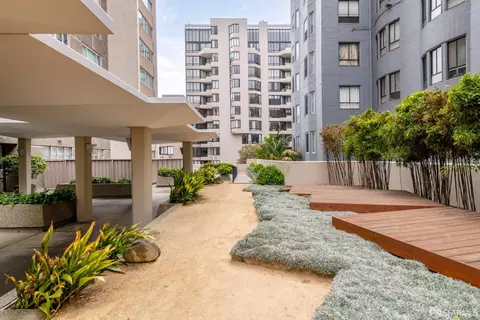 Exterior - 1001 Pine St #609, San Francisco, CA 94109 photo 3 of 4