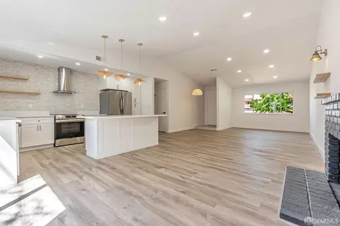 Living - 372 Glacier Dr, Martinez, CA 94553 photo 2 of 3