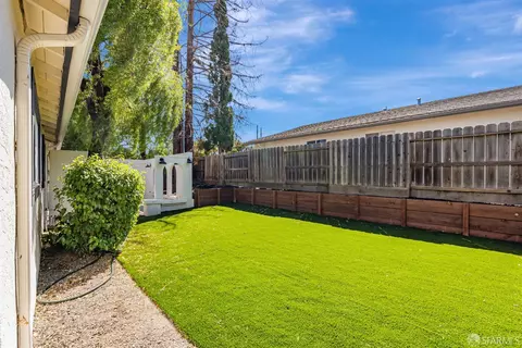 Exterior - 372 Glacier Dr, Martinez, CA 94553 photo 9 of 9