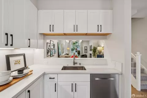 Kitchen - 2075 Sutter St #215, San Francisco, CA 94115 photo 2 of 2
