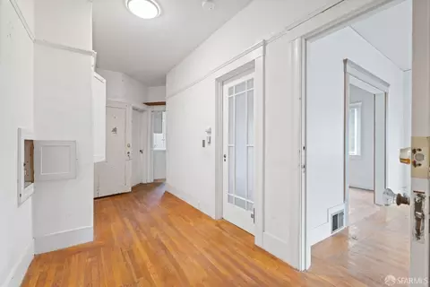Entry Way - 1849 Cedar St, Berkeley, CA 94703 photo 9 of 10