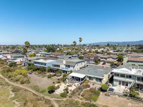 View/Area - 2916 Bayview Dr, Alameda, CA 94501 photo 1 of 8