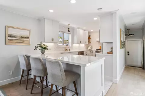 Kitchen - 2916 Bayview Dr, Alameda, CA 94501 photo 1 of 5