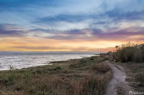 View/Area - 2916 Bayview Dr, Alameda, CA 94501 photo 8 of 8