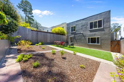 Exterior - 57 Dellbrook Ave, San Francisco, CA 94131 photo 5 of 10