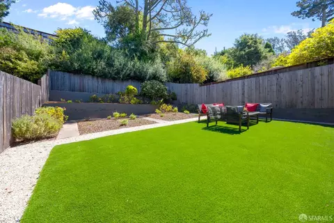 Exterior - 57 Dellbrook Ave, San Francisco, CA 94131 photo 3 of 10