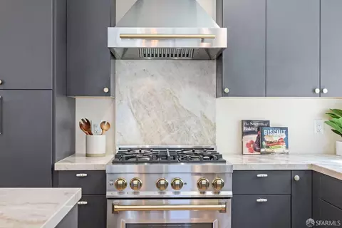 Kitchen - 57 Dellbrook Ave, San Francisco, CA 94131 photo 6 of 7