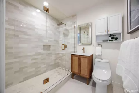 Bath - 57 Dellbrook Ave, San Francisco, CA 94131 photo 2 of 6