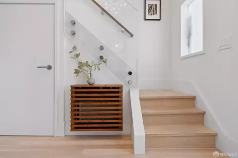 Entry Way - 315 30th St, San Francisco, CA 94131 photo 2 of 3