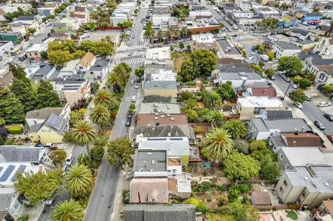 View/Area - 1739 Quesada Ave, San Francisco, CA 94124 photo 19 of 23