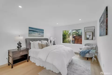 Bedroom - 1739 Quesada Ave, San Francisco, CA 94124 photo 6 of 10