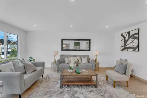 Living - 1739 Quesada Ave, San Francisco, CA 94124 photo 3 of 6