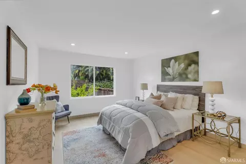 Bedroom - 1739 Quesada Ave, San Francisco, CA 94124 photo 3 of 10