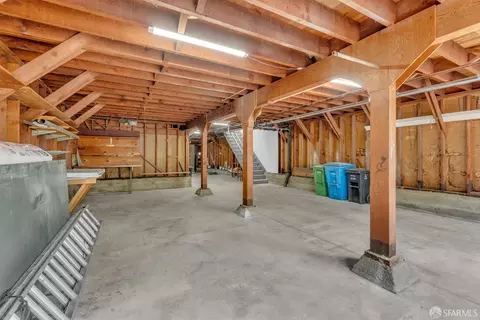 Exterior - 1739 Quesada Ave, San Francisco, CA 94124 photo 6 of 14