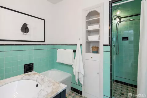 Bath - 887 Cayuga Ave, San Francisco, CA 94112 photo 2 of 3