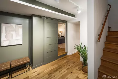 Entry Way - 887 Cayuga Ave, San Francisco, CA 94112 photo 6 of 7