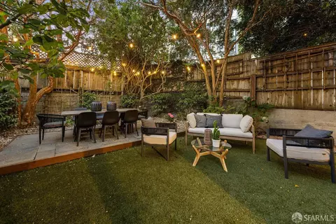 Exterior - 887 Cayuga Ave, San Francisco, CA 94112 photo 8 of 9