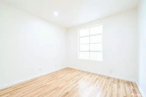 Bedroom - 823 Webster St, Oakland, CA 94607 photo 7 of 7