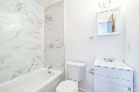 Bath - 823 Webster St, Oakland, CA 94607 photo 3 of 9