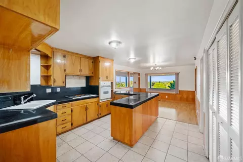 Kitchen - 4257 Heights Ave, Pittsburg, CA 94565 photo 1 of 3