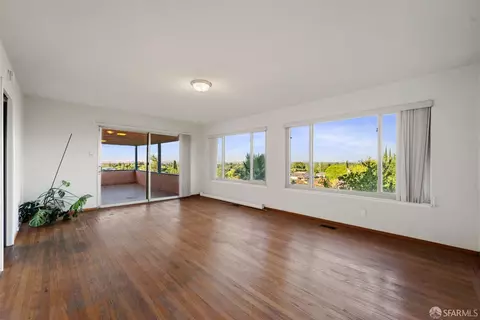 Living - 4257 Heights Ave, Pittsburg, CA 94565 photo 7 of 12