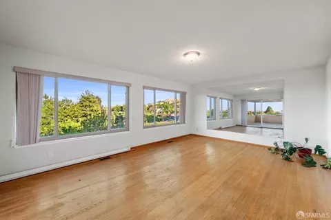 Living - 4257 Heights Ave, Pittsburg, CA 94565 photo 5 of 12