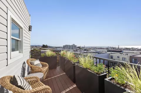 Exterior - 1719 43rd Ave, San Francisco, CA 94122 photo 4 of 15