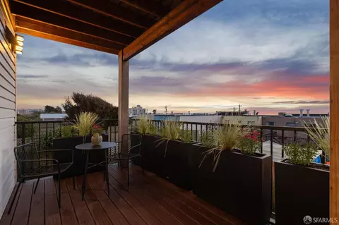 Exterior - 1719 43rd Ave, San Francisco, CA 94122 photo 12 of 15