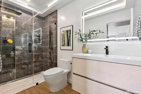 Bath - 1719 43rd Ave, San Francisco, CA 94122 photo 1 of 7
