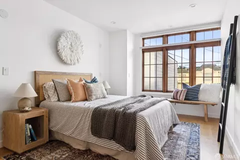 Bedroom - 1719 43rd Ave, San Francisco, CA 94122 photo 1 of 12