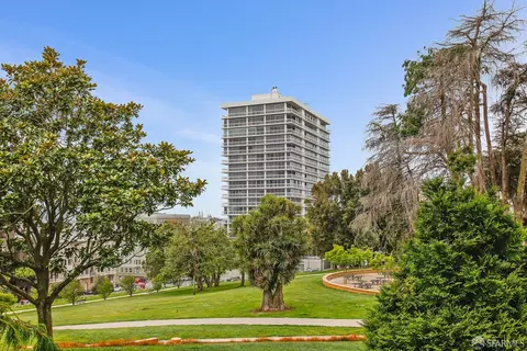 2200 Sacramento St #1005, San Francisco, CA 94115