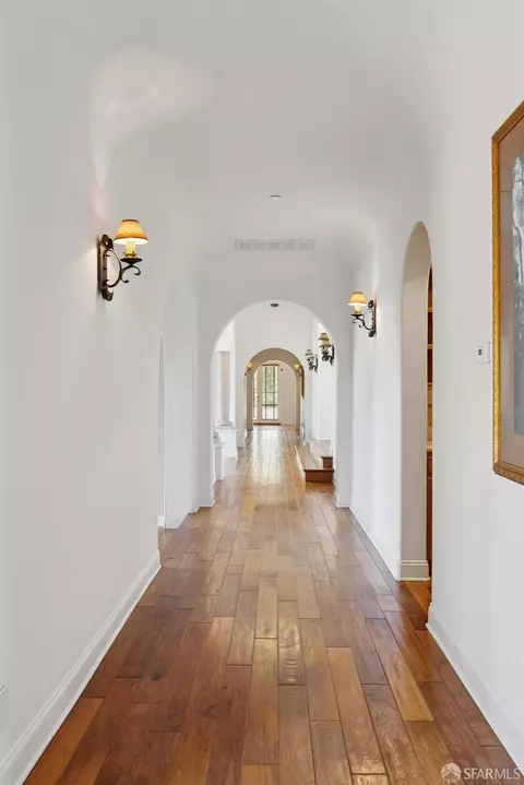 Entry Way - 601 Belavida Rd, Monterey, CA 93940 photo 3 of 4