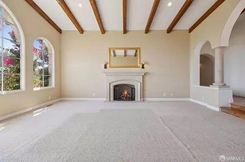 Living - 601 Belavida Rd, Monterey, CA 93940 photo 4 of 18