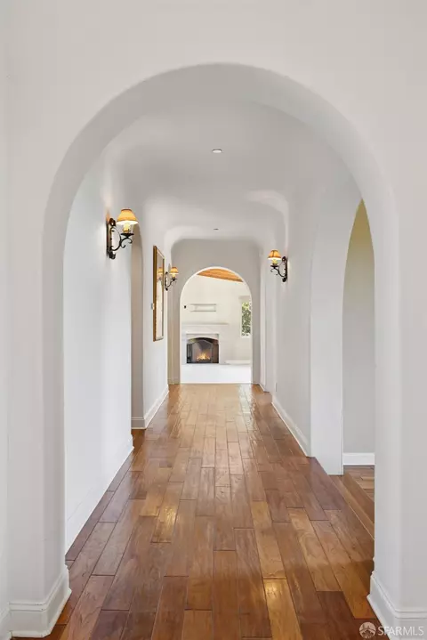 Entry Way - 601 Belavida Rd, Monterey, CA 93940 photo 2 of 4