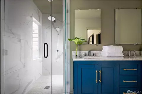 Bath - 127 Molimo Dr, San Francisco, CA 94127 photo 1 of 1