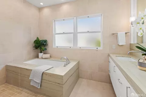 Bath - 1 Hidalgo Ter, San Francisco, CA 94103 photo 5 of 8