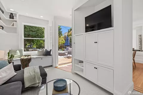 Living - 1 Hidalgo Ter, San Francisco, CA 94103 photo 6 of 8