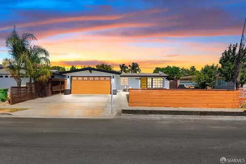 2017 Sarasota Ln, Hayward, CA 94545