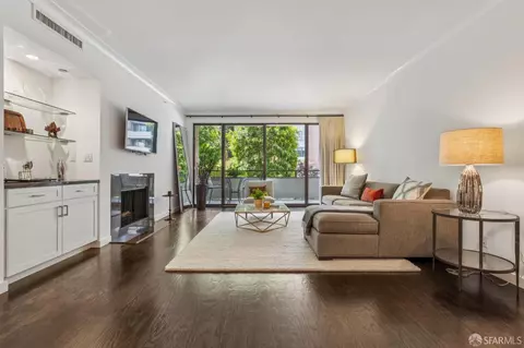 101 Lombard St #216E, San Francisco, CA 94111