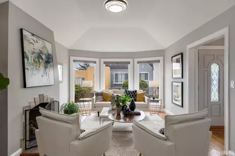 Living - 38 Sequoia Way, San Francisco, CA 94127 photo 2 of 7