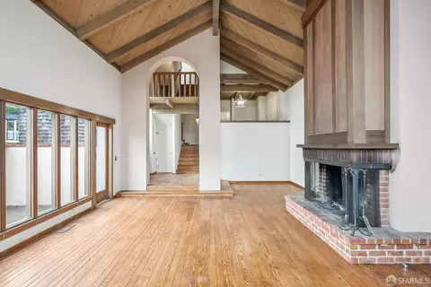 Living - 19 Gateview Ct, San Francisco, CA 94116 photo 11 of 14