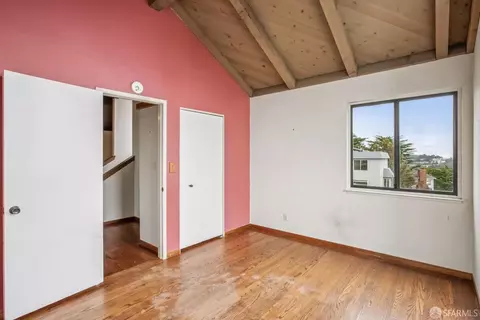 Bedroom - 19 Gateview Ct, San Francisco, CA 94116 photo 14 of 15