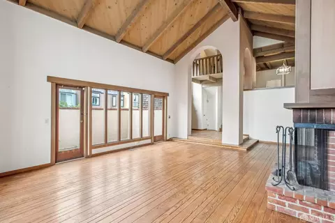 Living - 19 Gateview Ct, San Francisco, CA 94116 photo 12 of 14