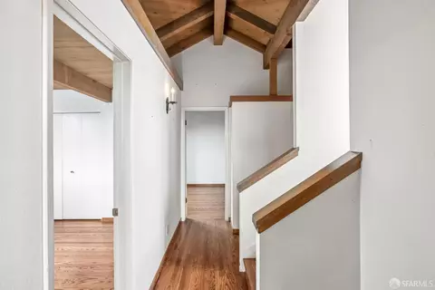Entry Way - 19 Gateview Ct, San Francisco, CA 94116 photo 7 of 8