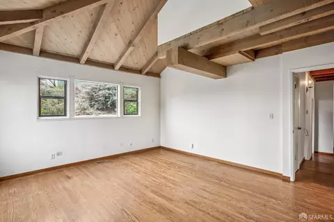 Bedroom - 19 Gateview Ct, San Francisco, CA 94116 photo 1 of 15
