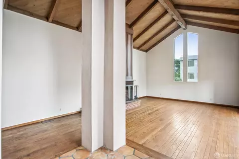 Living - 19 Gateview Ct, San Francisco, CA 94116 photo 4 of 14