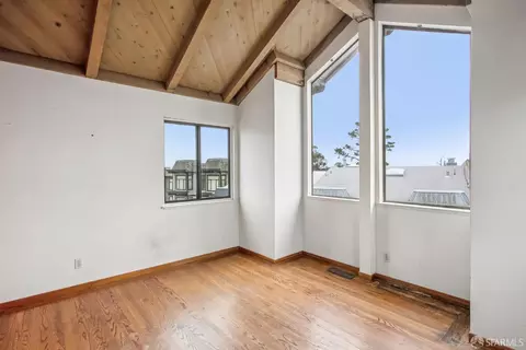 Bedroom - 19 Gateview Ct, San Francisco, CA 94116 photo 13 of 15