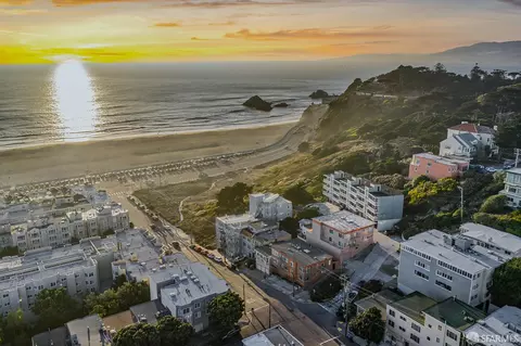 695 48th Ave, San Francisco, CA 94121