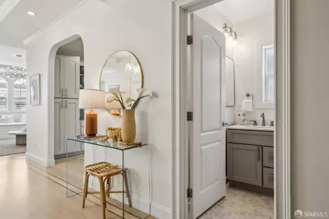 Entry Way - 850 45th Ave, San Francisco, CA 94121 photo 2 of 3