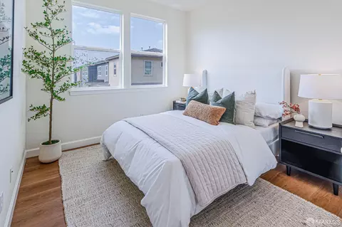 Bedroom - 962 E Duane Ave, Sunnyvale, CA 94085 photo 5 of 6